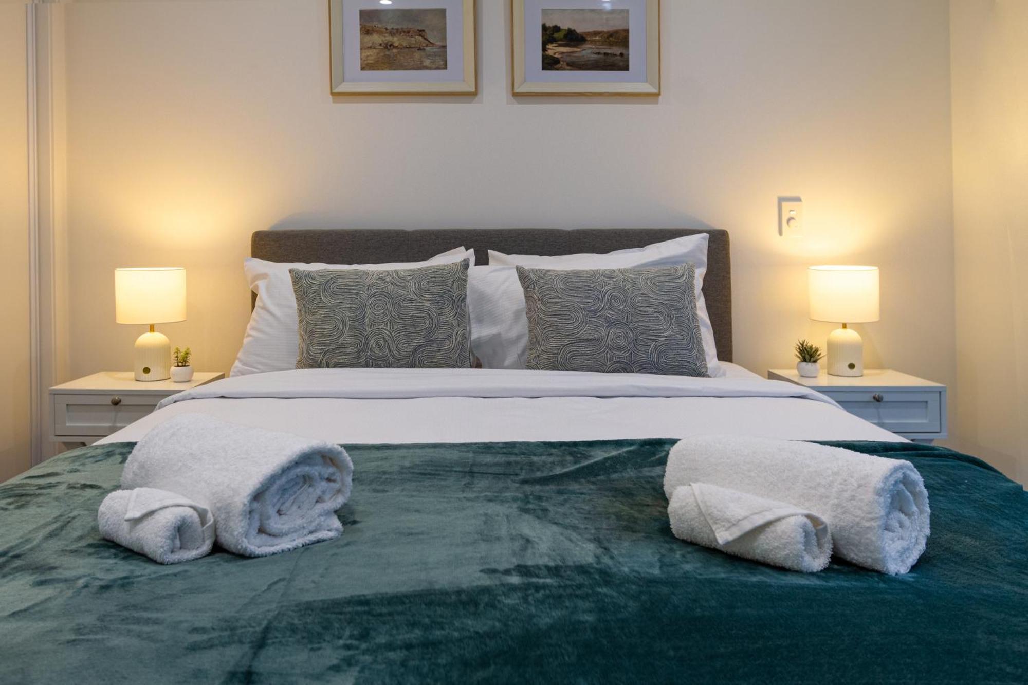 Ferienwohnung Urban Retreat: 2-Br Gem In Central Christchurch Exterior foto
