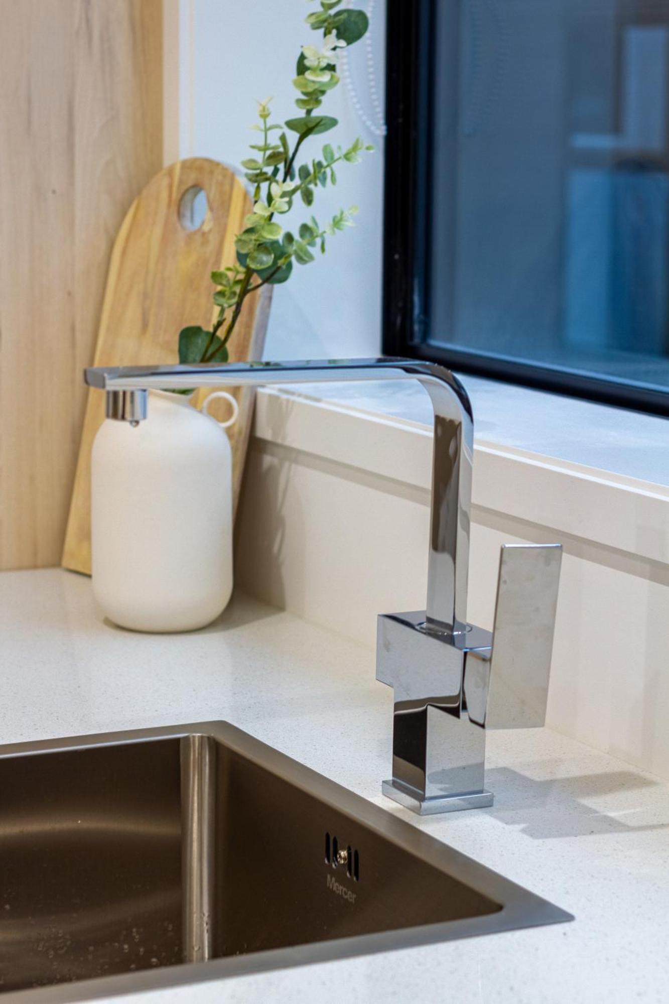 Ferienwohnung Urban Retreat: 2-Br Gem In Central Christchurch Exterior foto