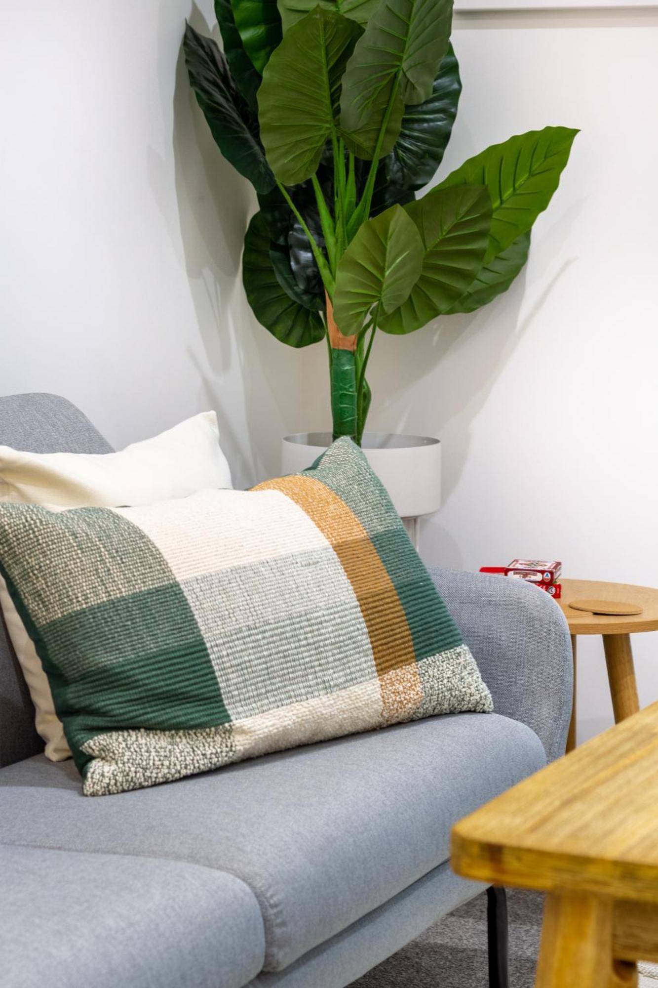 Ferienwohnung Urban Retreat: 2-Br Gem In Central Christchurch Exterior foto