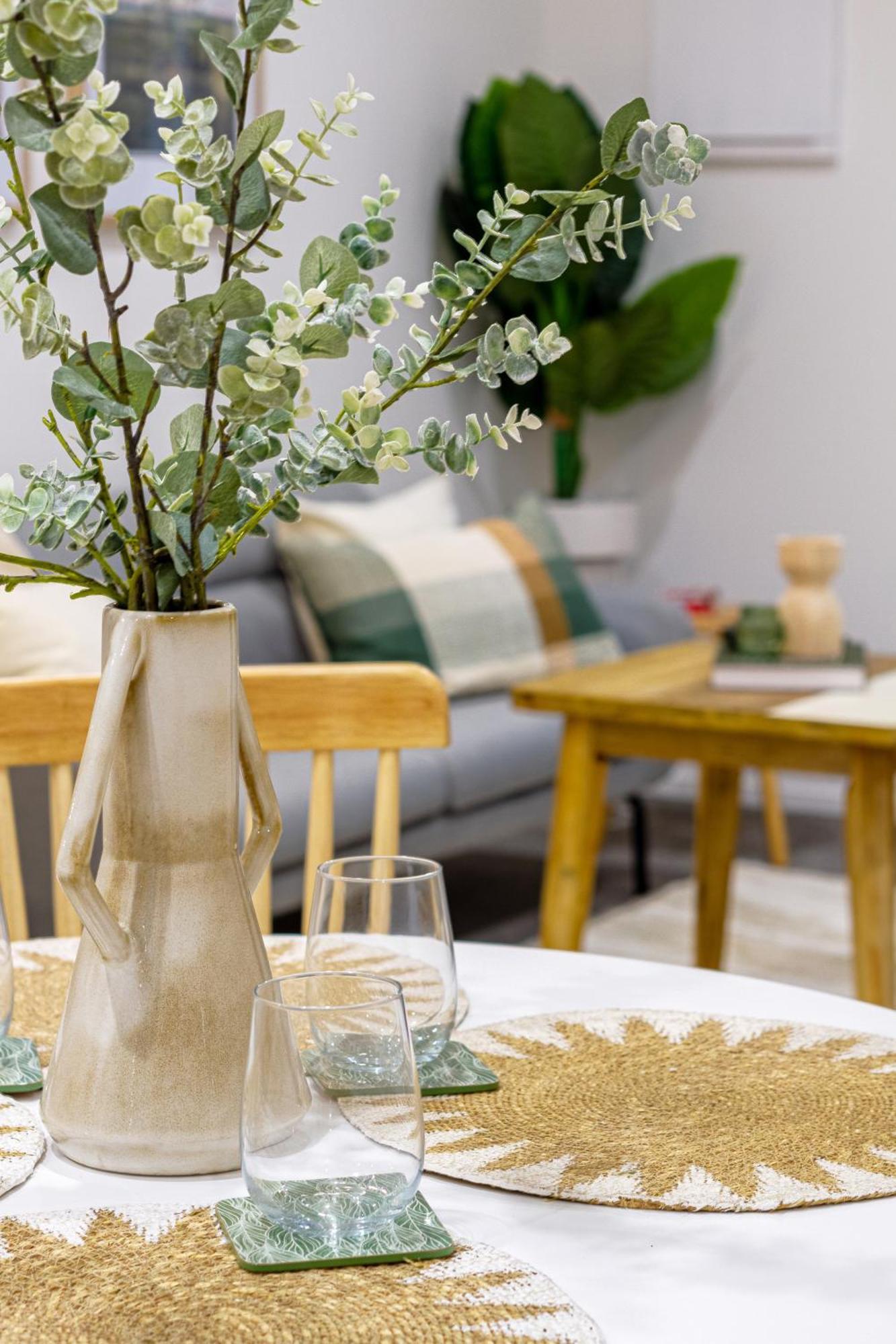 Ferienwohnung Urban Retreat: 2-Br Gem In Central Christchurch Exterior foto